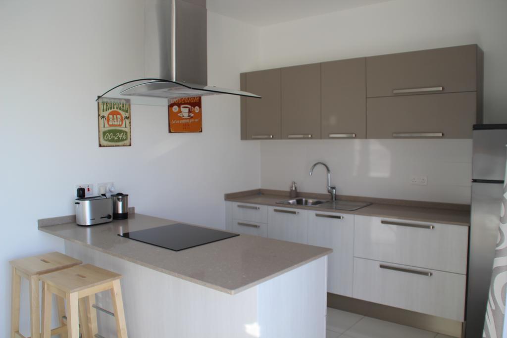 Lampuka Apartments Marsaskala Esterno foto