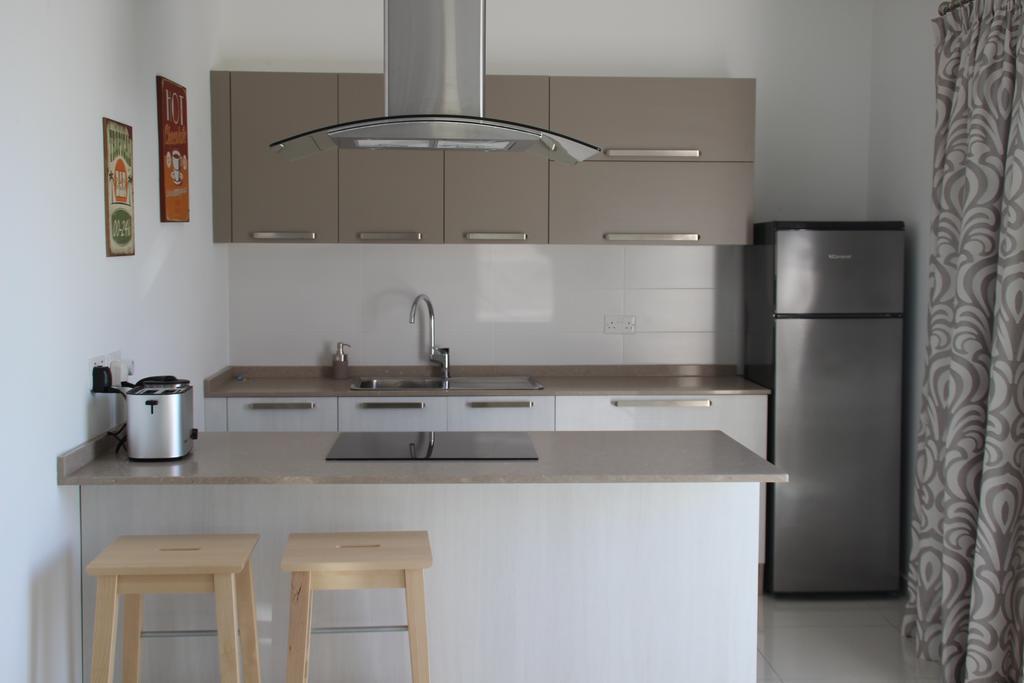 Lampuka Apartments Marsaskala Esterno foto